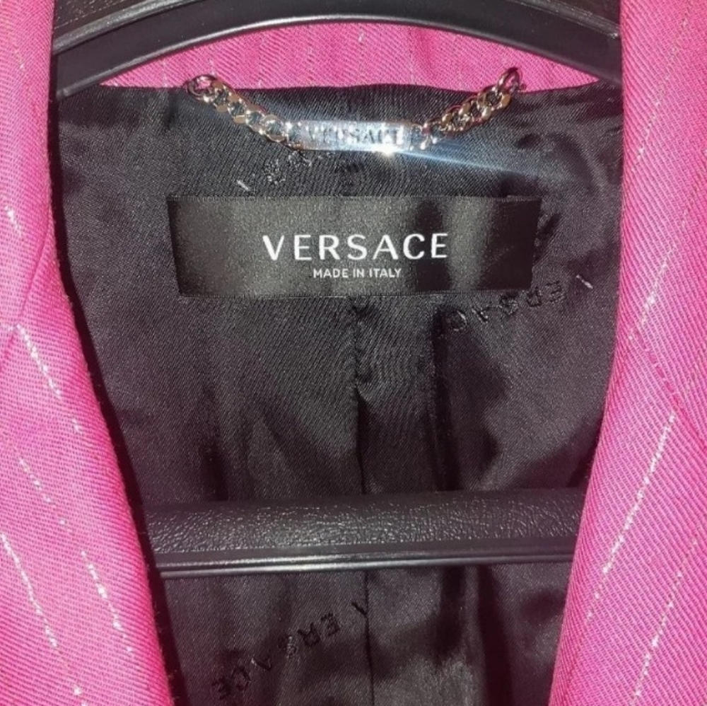 Gianni Versace Pink Pinstripe Blazer - Picture 4 of 9